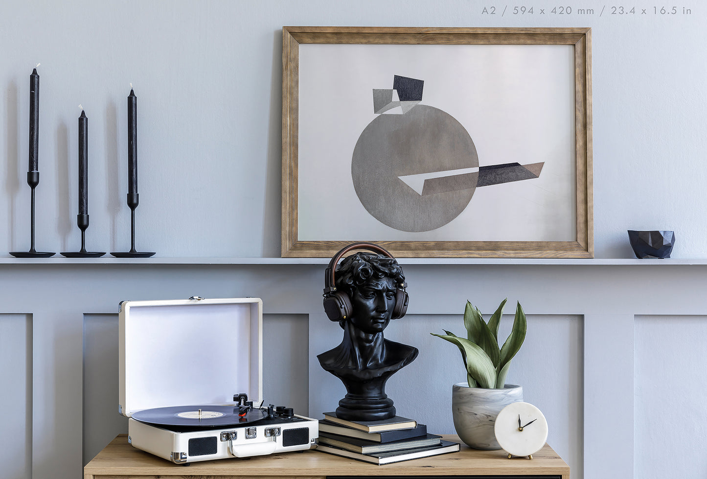 L 1922 by László Moholy-Nagy, minimalist constructivist abstract print in A2 frame